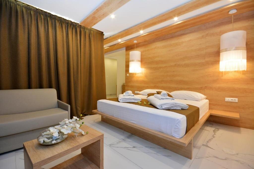 Comfort Double Room with Balcony - Jona Rooms Podstrana